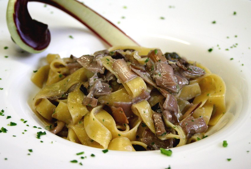 tagliatelle al radicchio